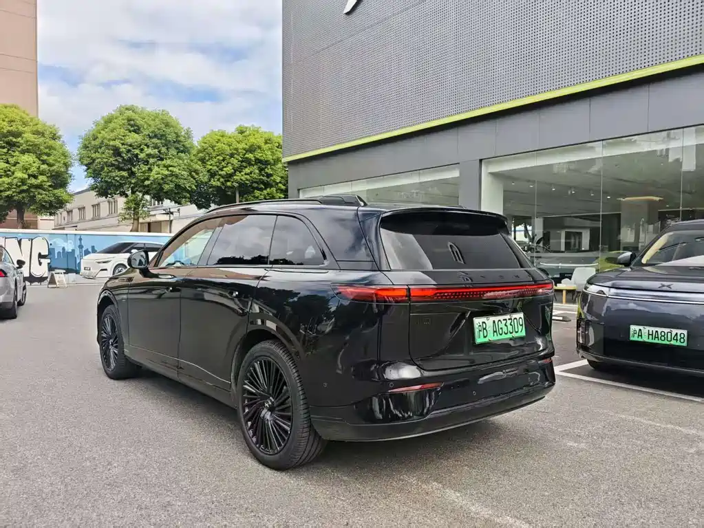 XPeng G9 — миниатюра 4