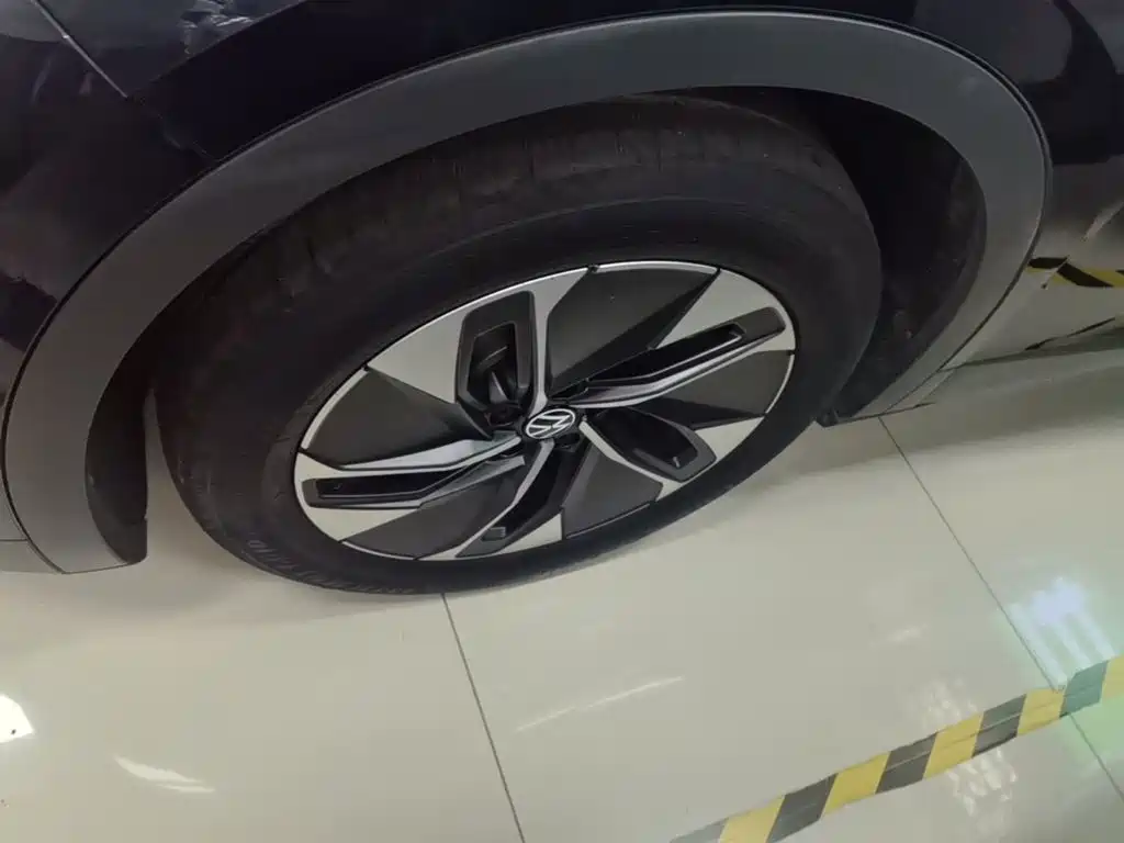 Volkswagen ID.4 Crozz — миниатюра 23