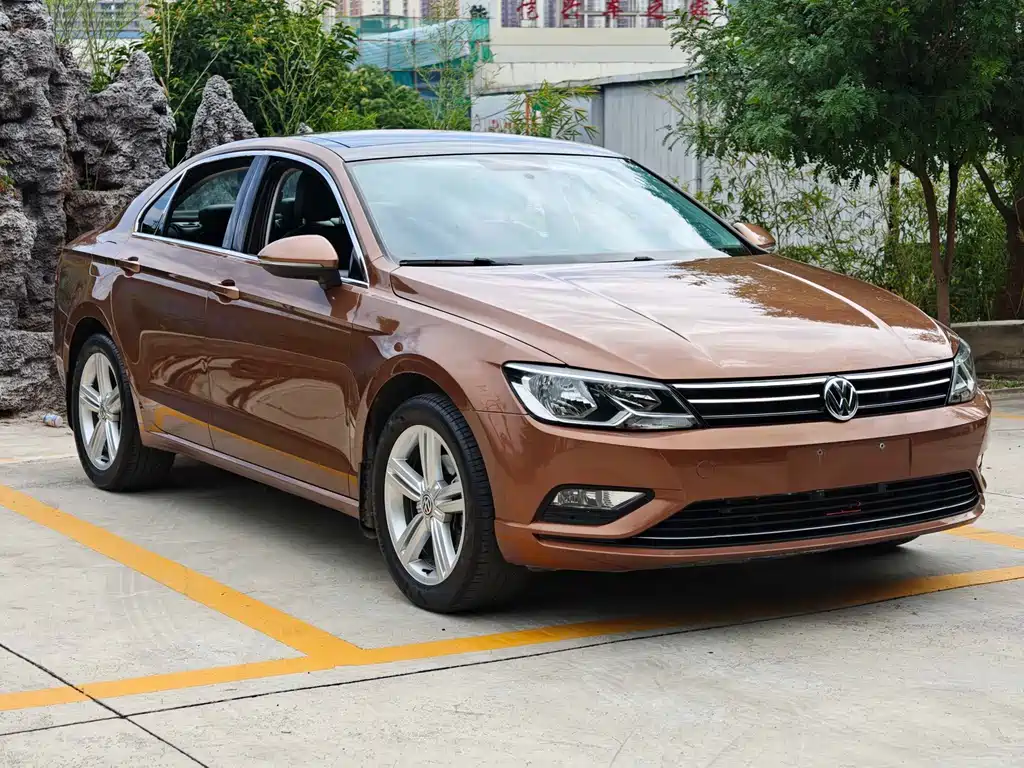 Volkswagen Lamando 2015 280TSI DSG Comfort