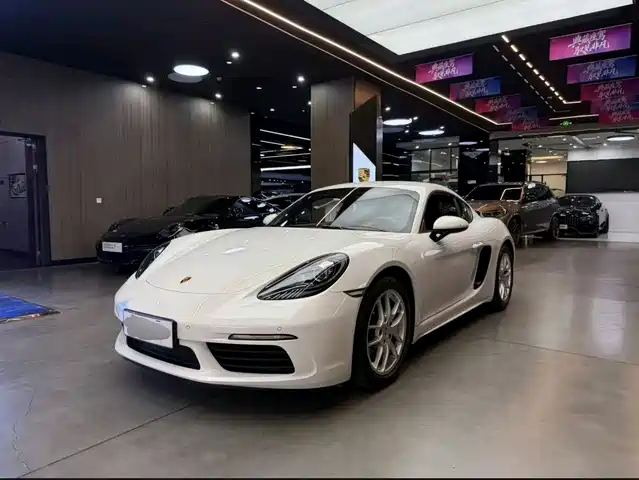 PORSCHE 718