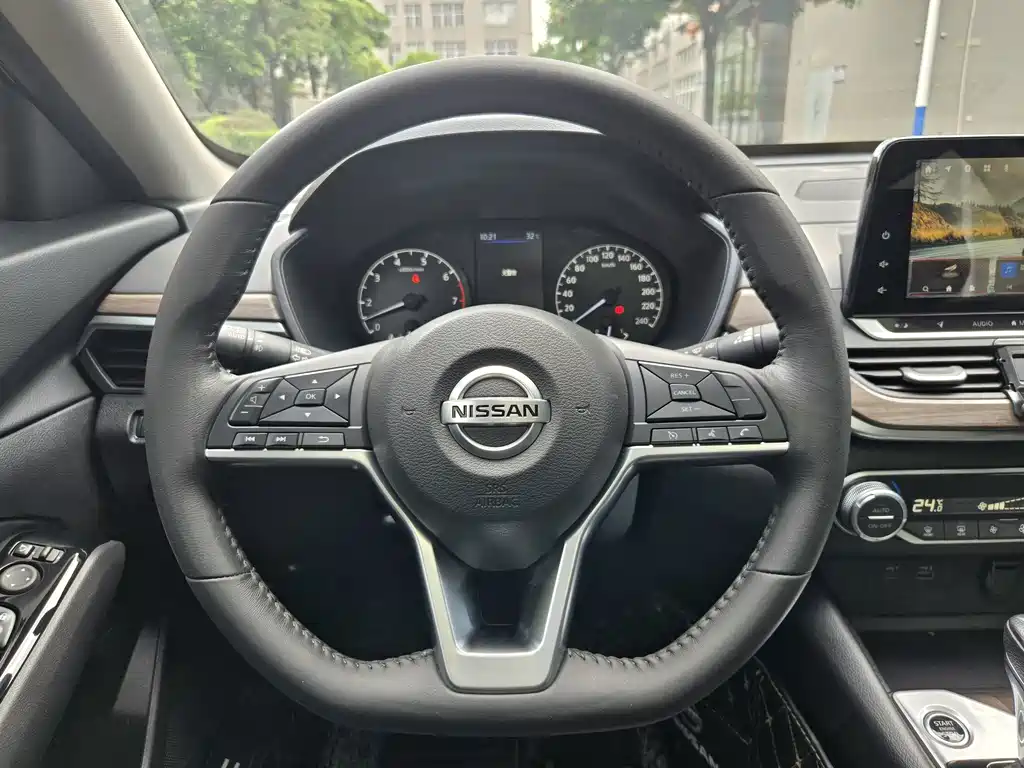 Nissan Teana — миниатюра 8