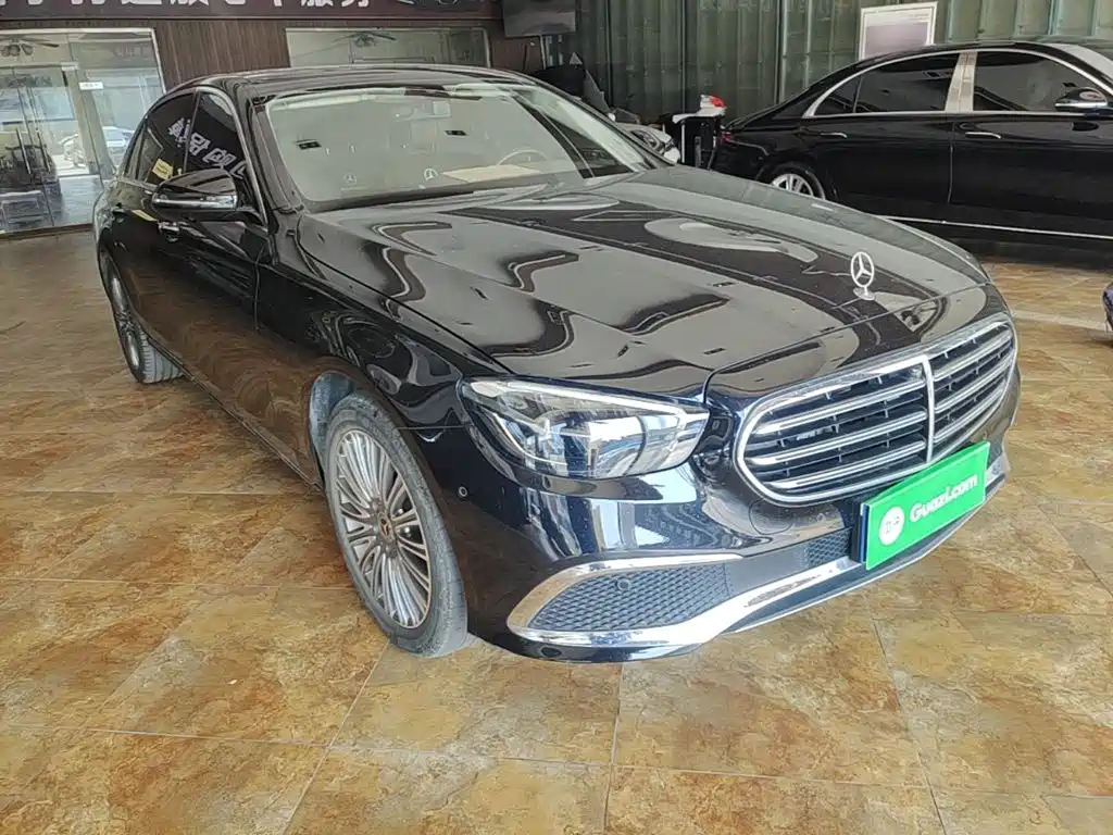 Mercedes-Benz E-Class — миниатюра 4