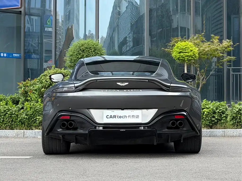 Aston Martin V8 Vantage — миниатюра 4
