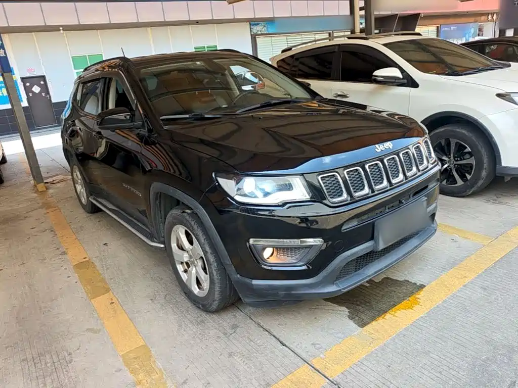 Jeep Compass — миниатюра 4