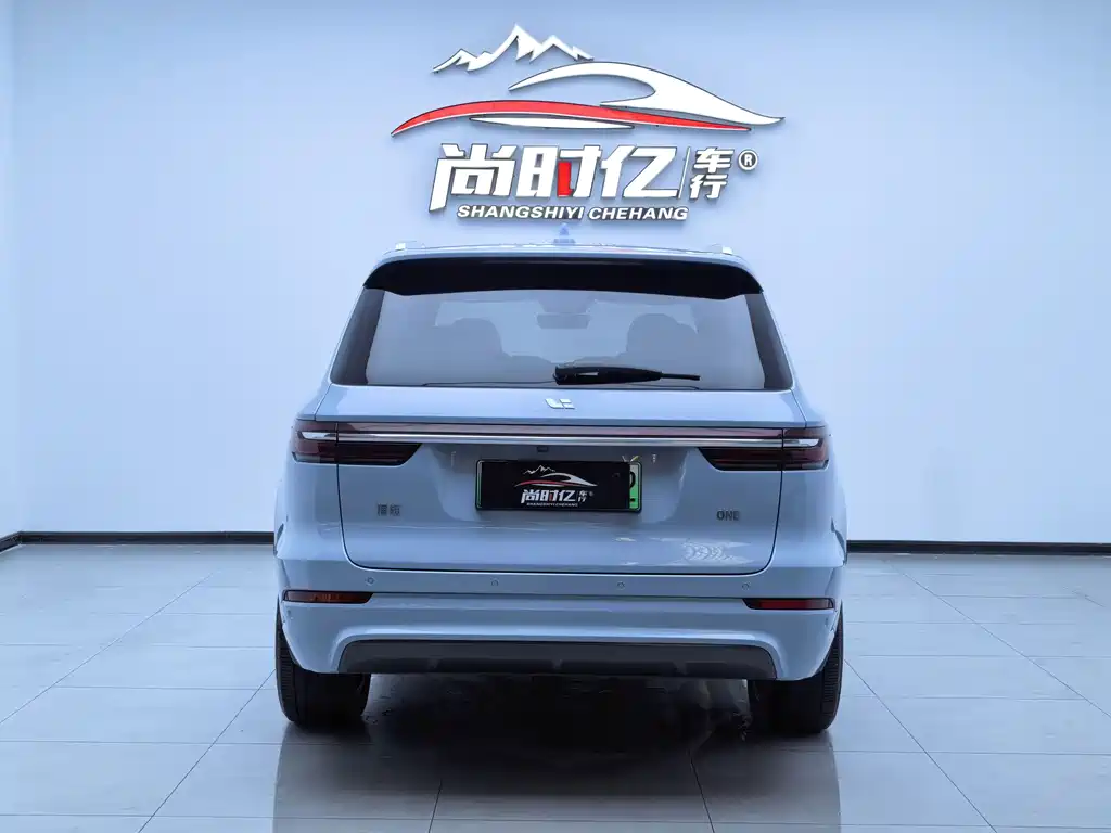 Li Auto ONE 2020 6 мест