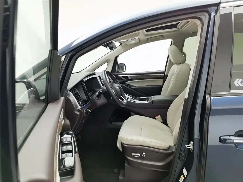 GAC M8 2021 390T Luxury