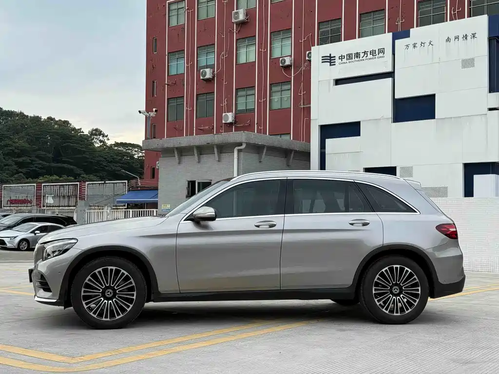 Mercedes-Benz GLC 2019 GLC 260 L 4MATIC