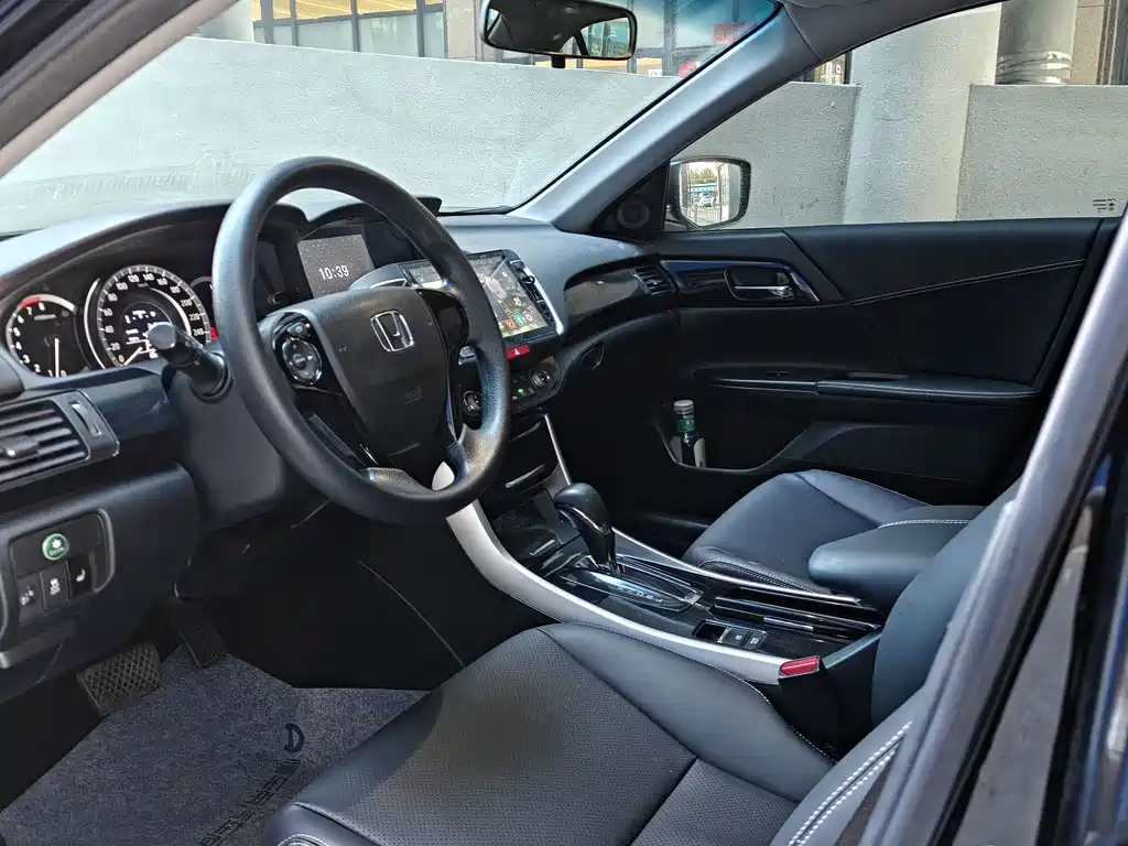 Honda Accord — миниатюра 2