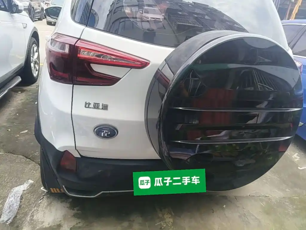 BYD Yuan EV — миниатюра 6
