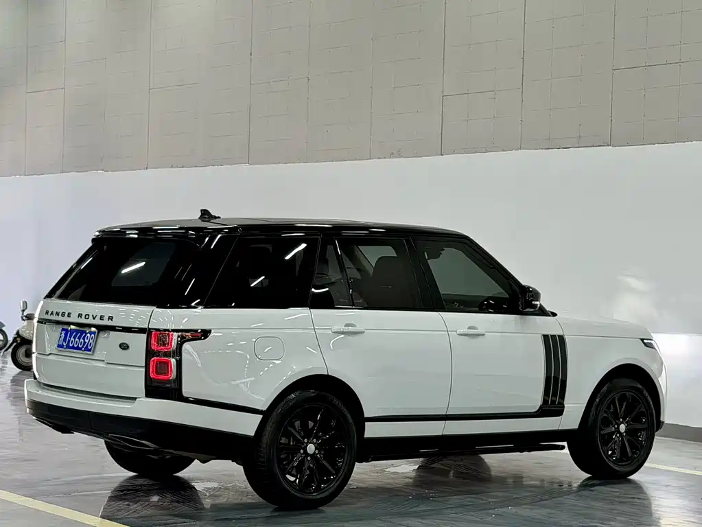 Land Rover Range Rover — миниатюра 10