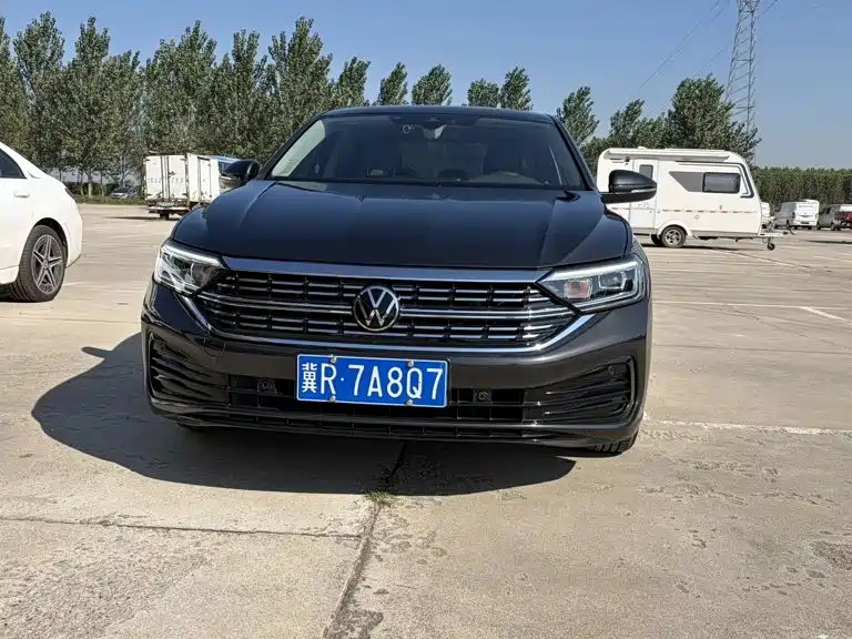 Volkswagen Sagitar — миниатюра 6