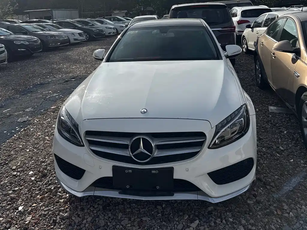 Mercedes-Benz C-Class — миниатюра 2