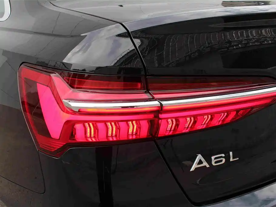 Audi A6L 2025 Черный из Китая, фото 3