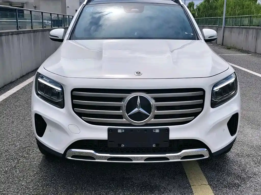 Mercedes-Benz GLB — миниатюра 2