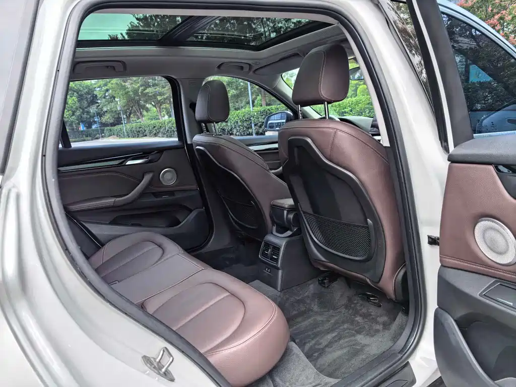BMW X1 — миниатюра 12