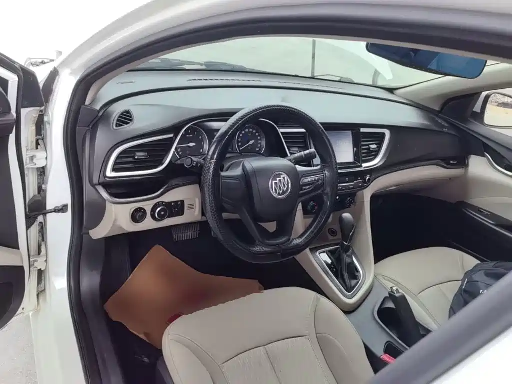 Buick Excelle — миниатюра 10
