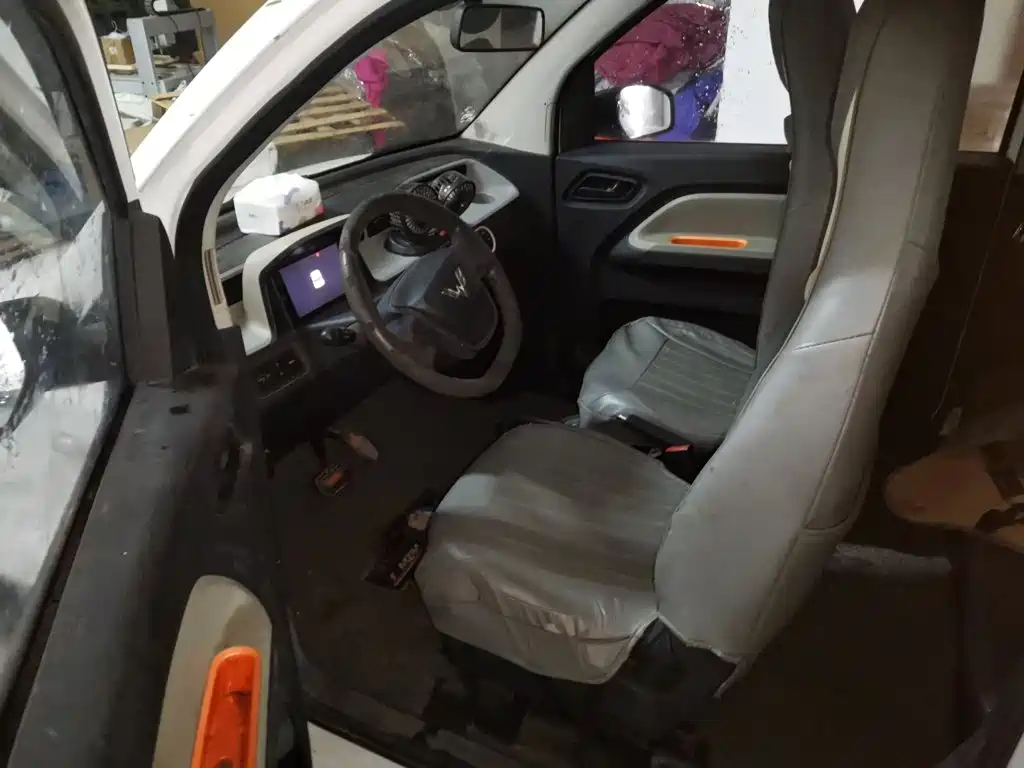 Wuling MINIEV — миниатюра 12