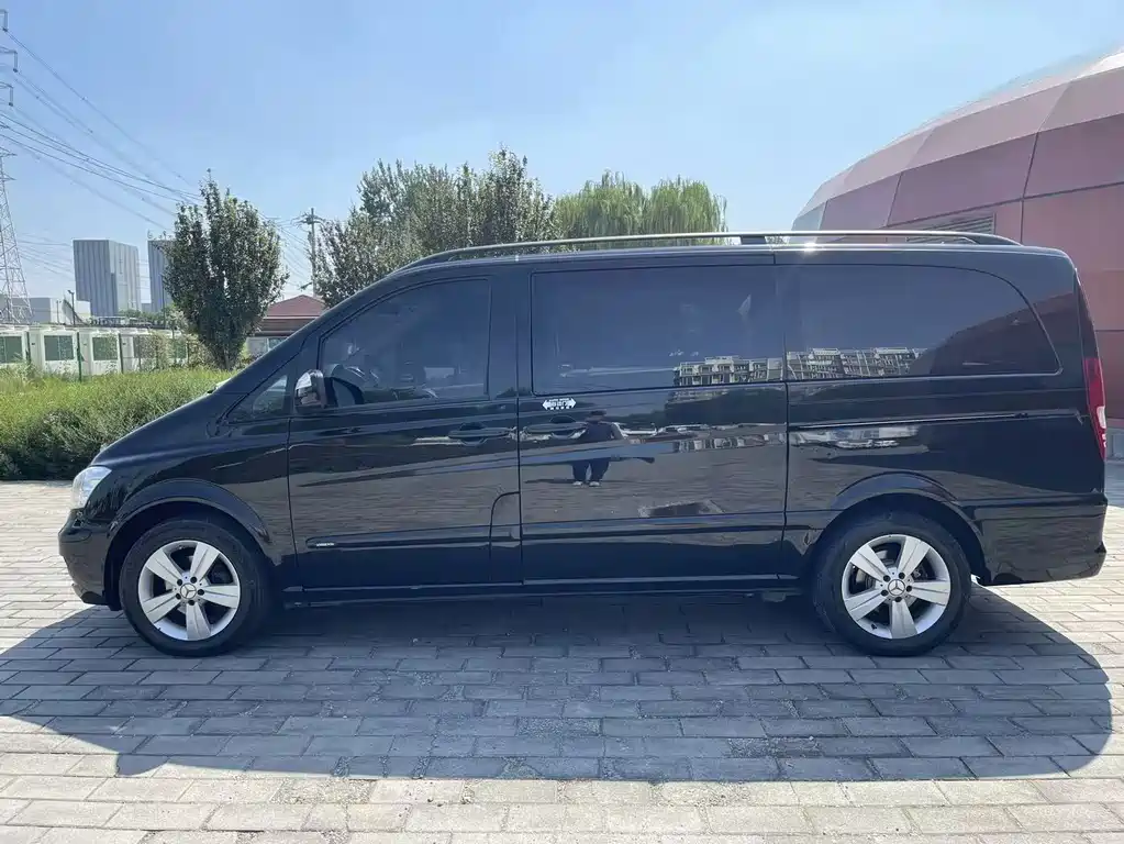 Mercedes-Benz Viano — миниатюра 5