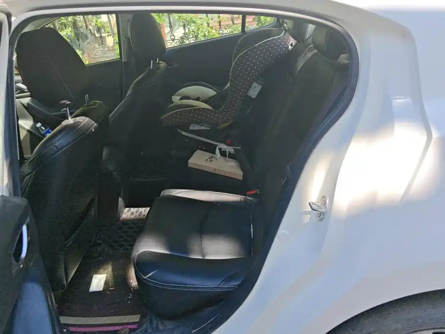 Mazda 3 Axela — миниатюра 11