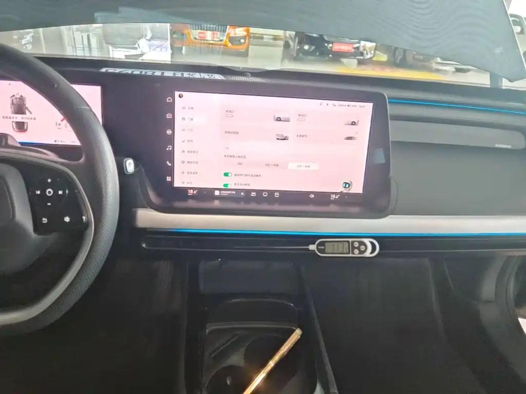 XPeng P7 — миниатюра 13