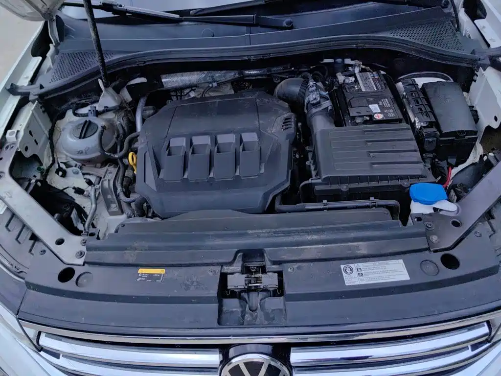 Volkswagen Tiguan L — миниатюра 16