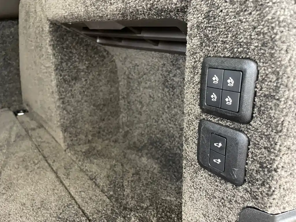 Land Rover Range Rover — миниатюра 36
