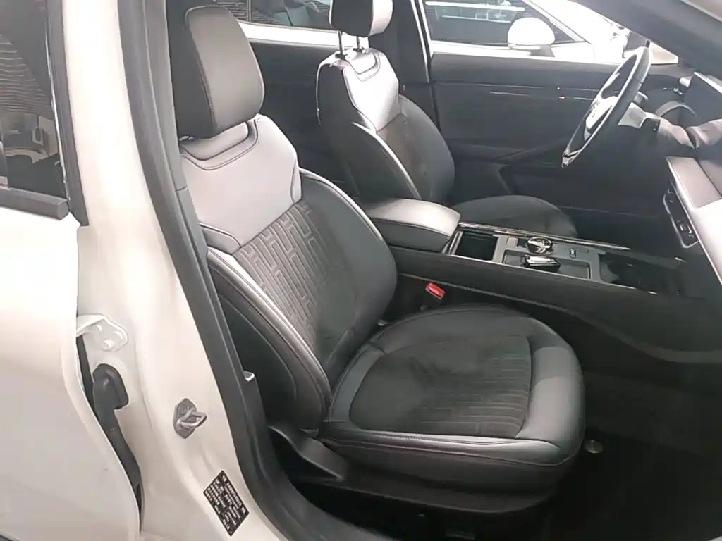 Ford Mondeo — миниатюра 25