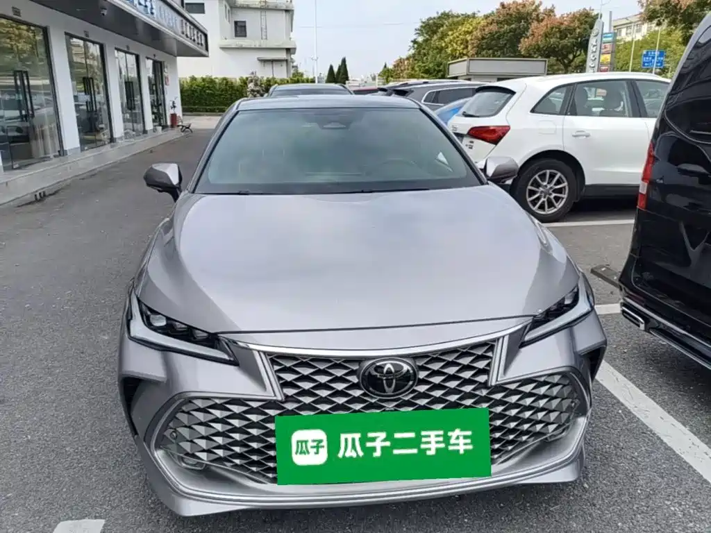 Toyota Avalon — миниатюра 3