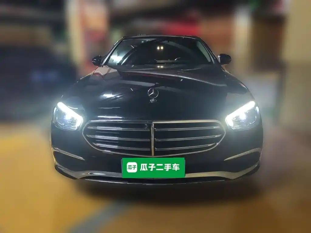 Mercedes-Benz E-Class — миниатюра 3