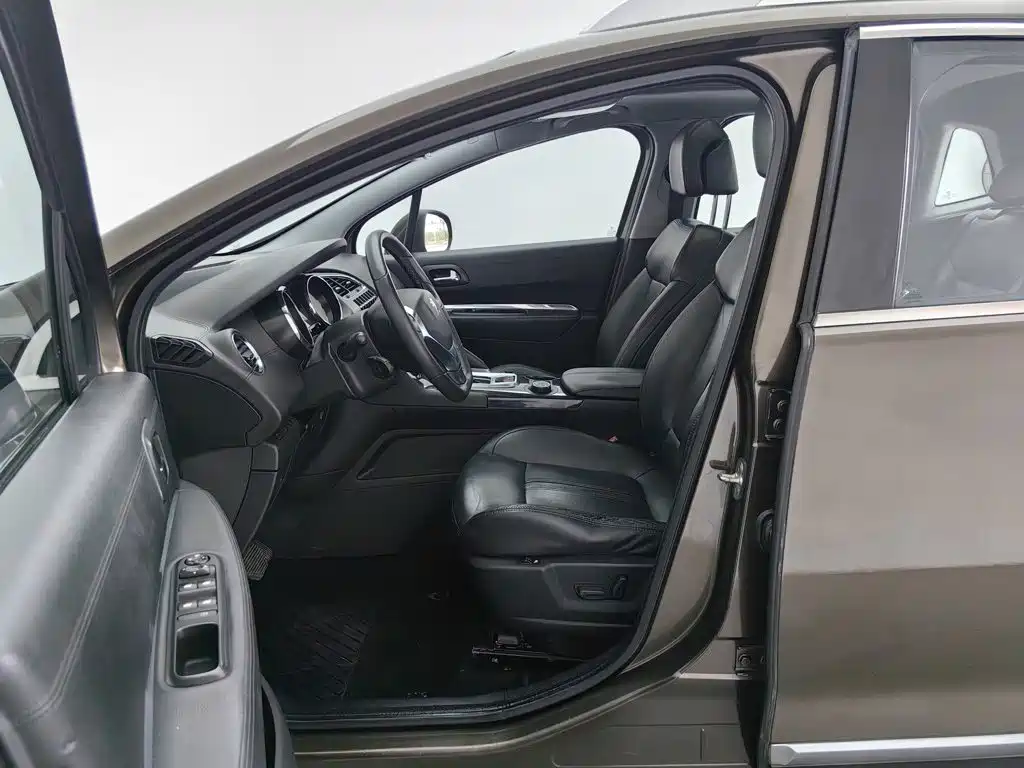 Peugeot 3008 — миниатюра 10