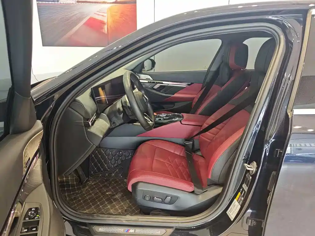 BMW i5 — миниатюра 5