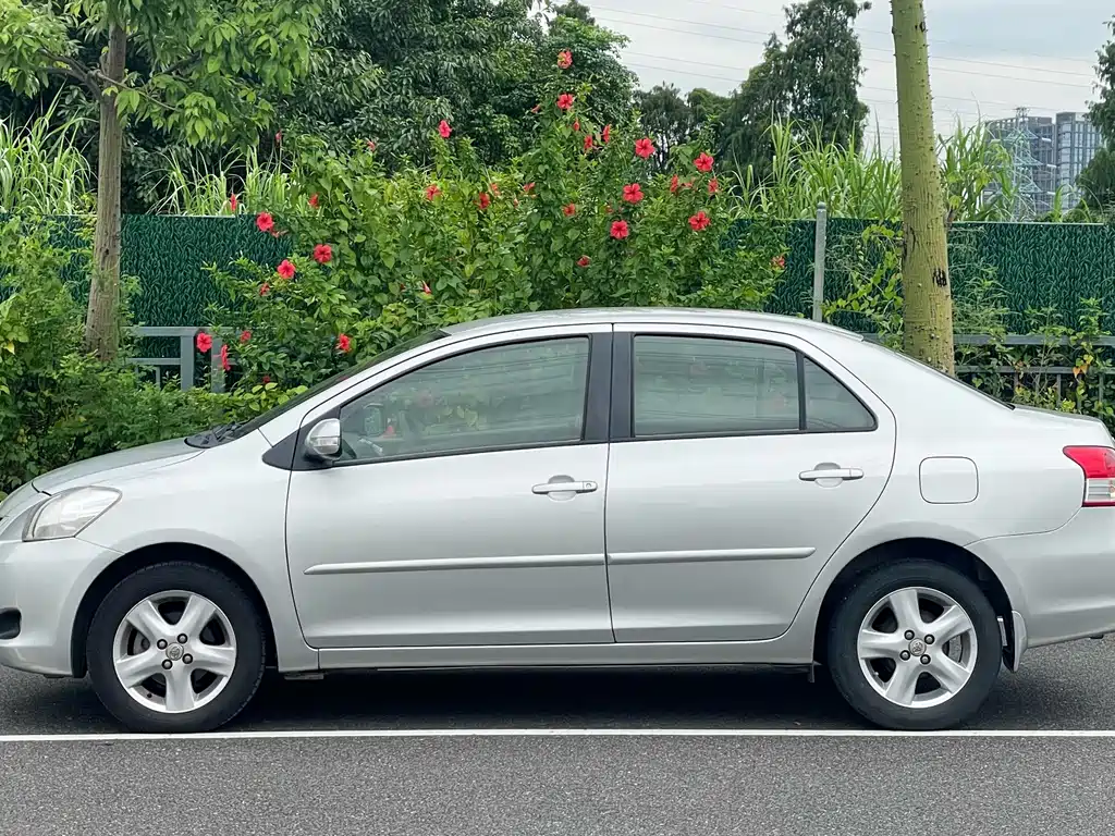 Toyota Vios — миниатюра 6