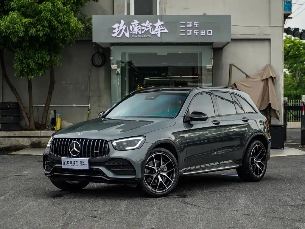 Купить Mercedes-Benz GLC AMG