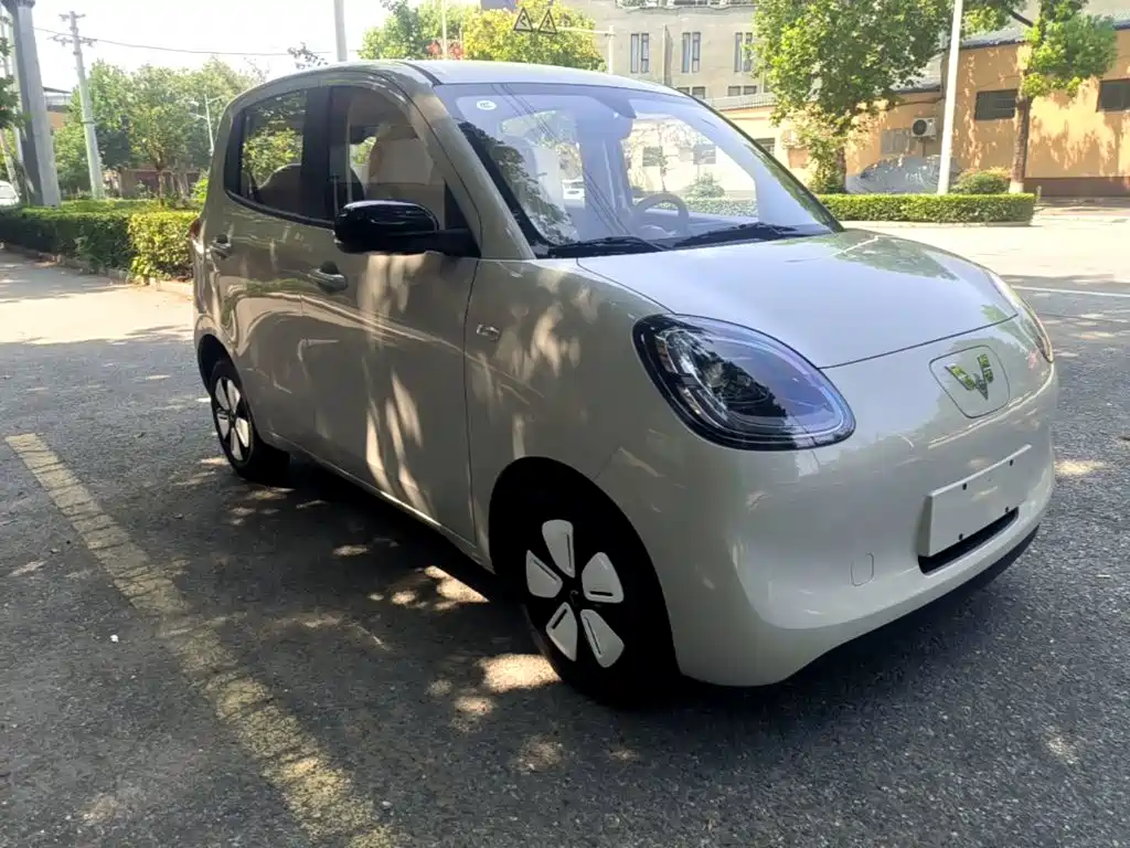 Wuling MINIEV — миниатюра 4