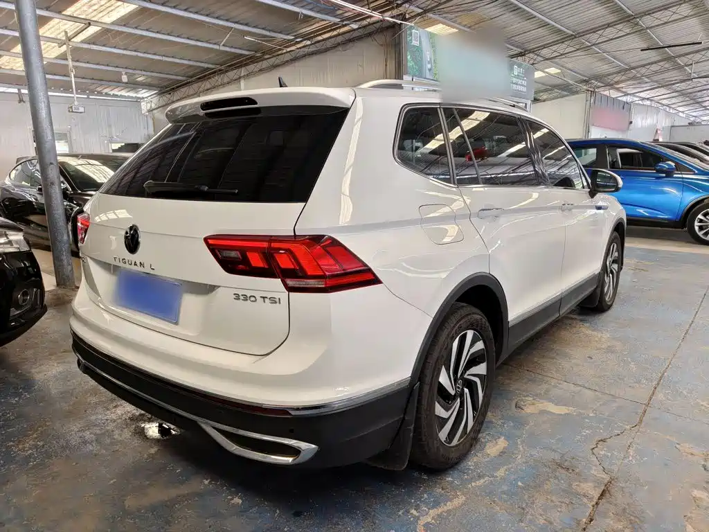 Volkswagen Tiguan L — миниатюра 7