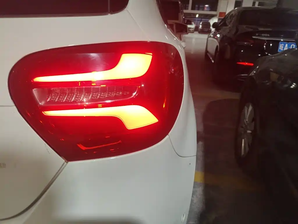 Mercedes-Benz A-Class (Import) — миниатюра 8