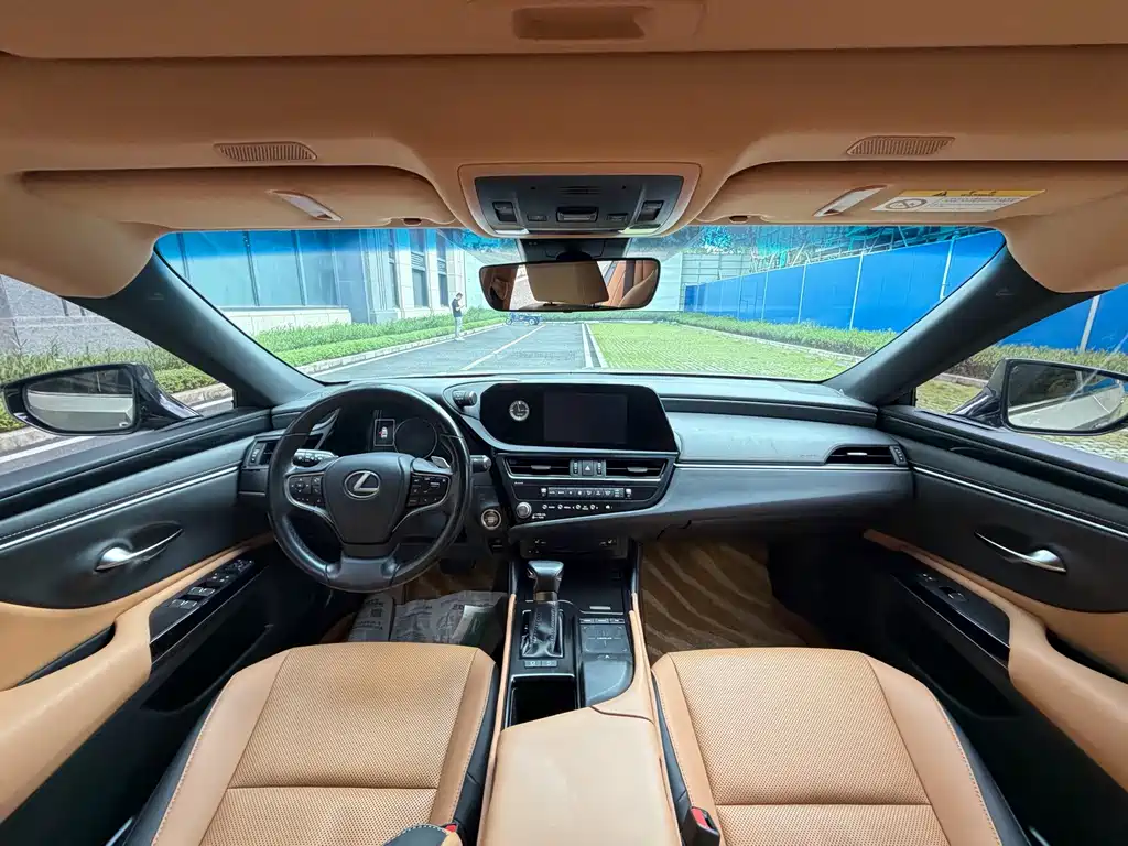 Lexus ES — миниатюра 4