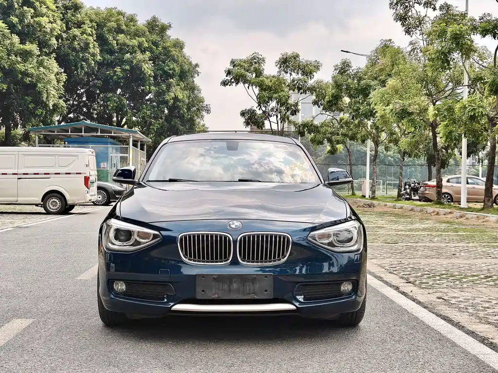 BMW 1 Series (Import) — миниатюра 3