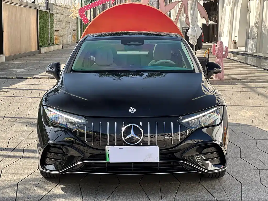 Mercedes-Benz EQE 2022 350