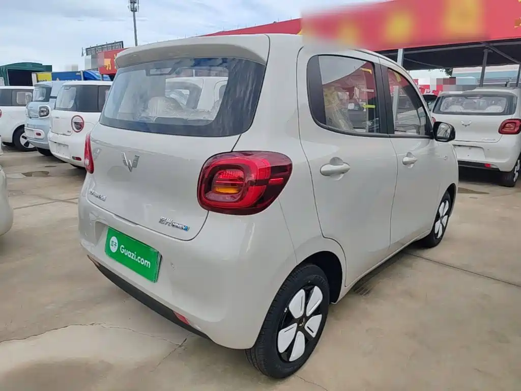 Wuling MINIEV — миниатюра 7