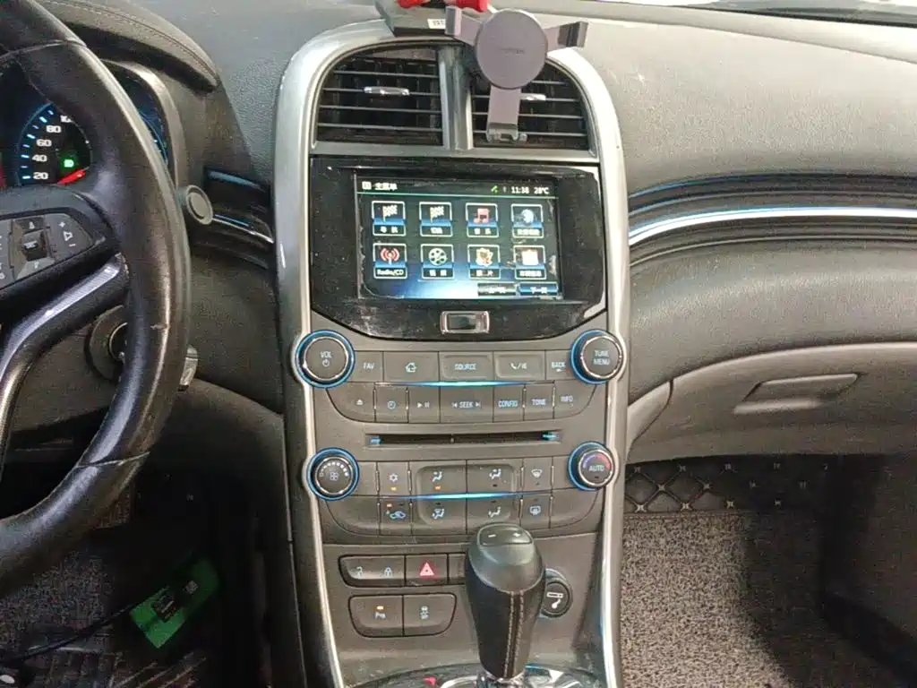 Chevrolet Malibu — миниатюра 13