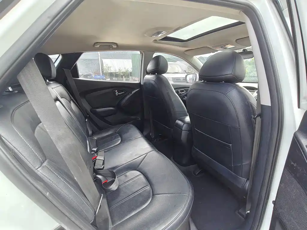 Hyundai ix35 — миниатюра 9