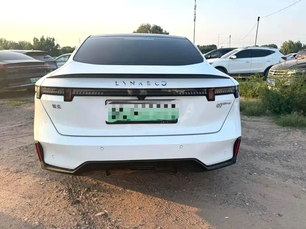 Lynk & Co 07 EM-P — миниатюра 7