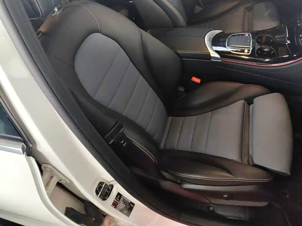 Mercedes-Benz EQC — миниатюра 25