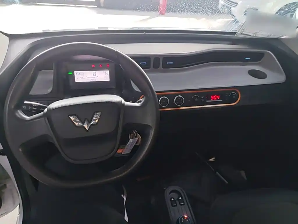 Wuling MINIEV — миниатюра 10