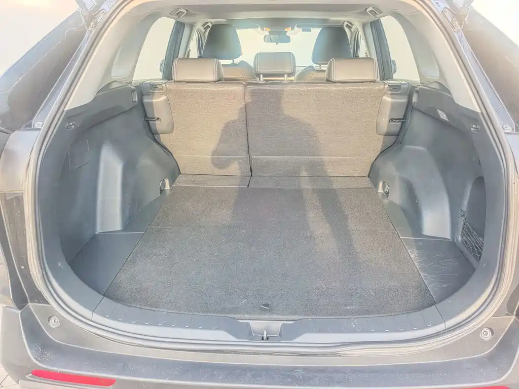 Toyota RAV4 — миниатюра 17