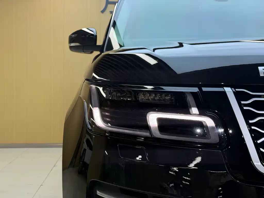 Land Rover Range Rover — миниатюра 5
