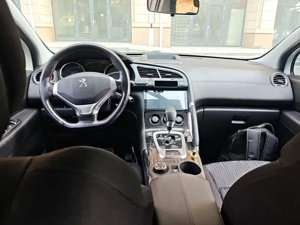 Peugeot 3008 — миниатюра 10