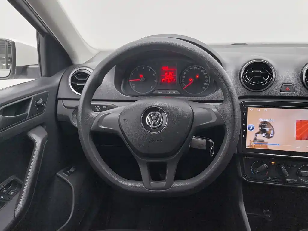 Volkswagen Jetta — миниатюра 11