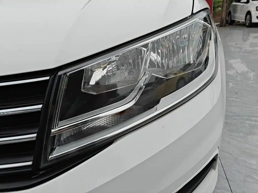 Volkswagen Santana — миниатюра 24